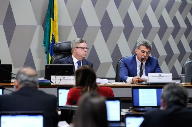 Comissão de Constituição e Justiça deve votar reforma trabalhista na quarta-feira